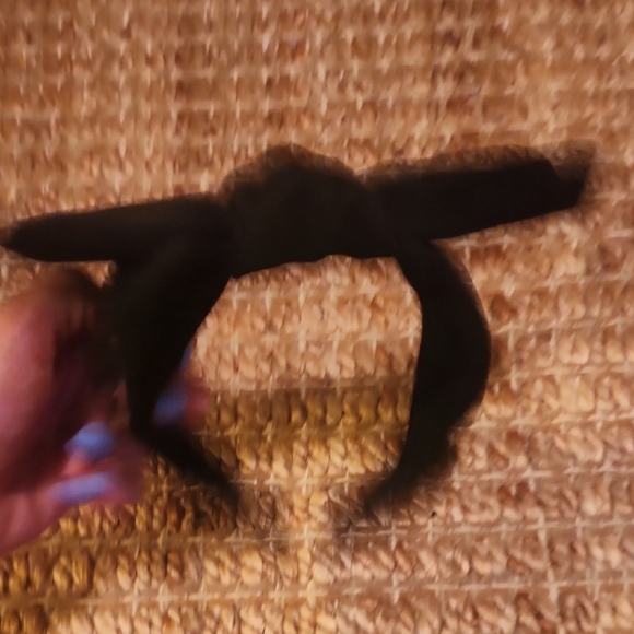 Tan and Black Hair Accessory Set for Stylish Looks - Picture 6 of 7